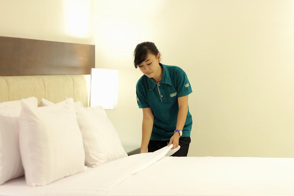 Villa Country Residence Surabaya Buitenkant foto