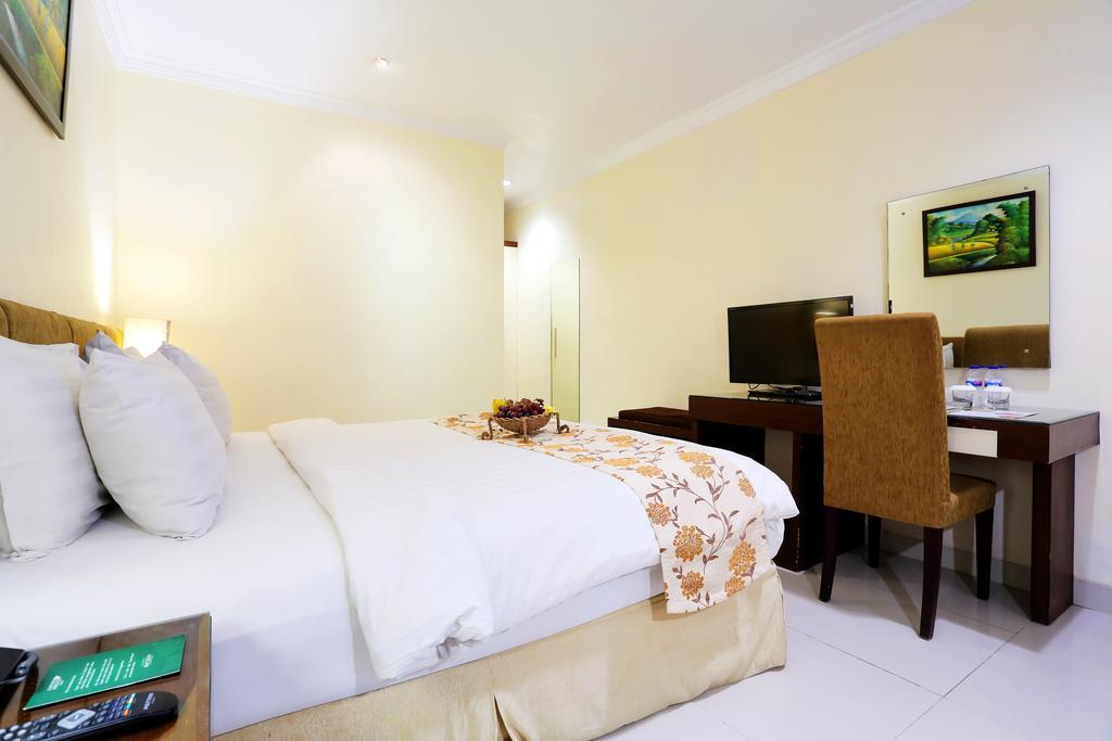 Villa Country Residence Surabaya Buitenkant foto